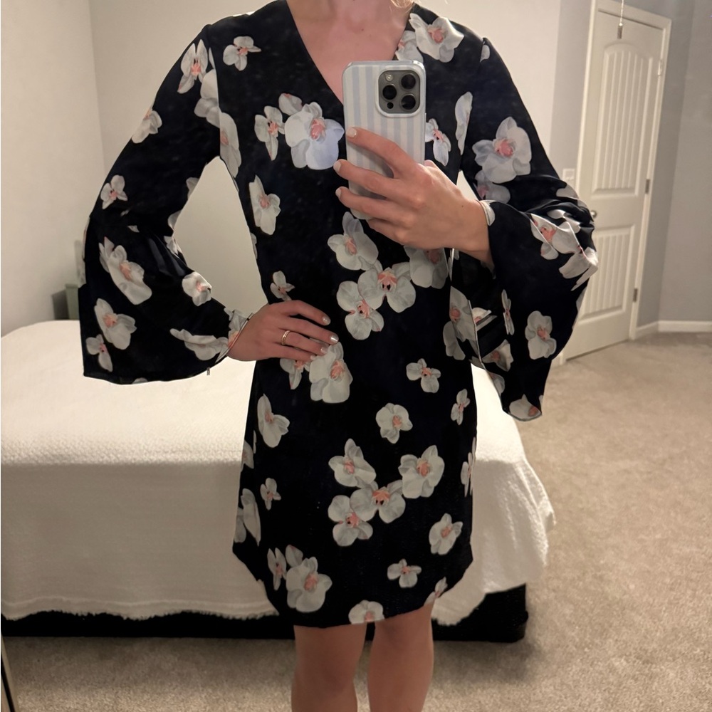 Banana Republic Navy Floral Long Sleeve Dress
